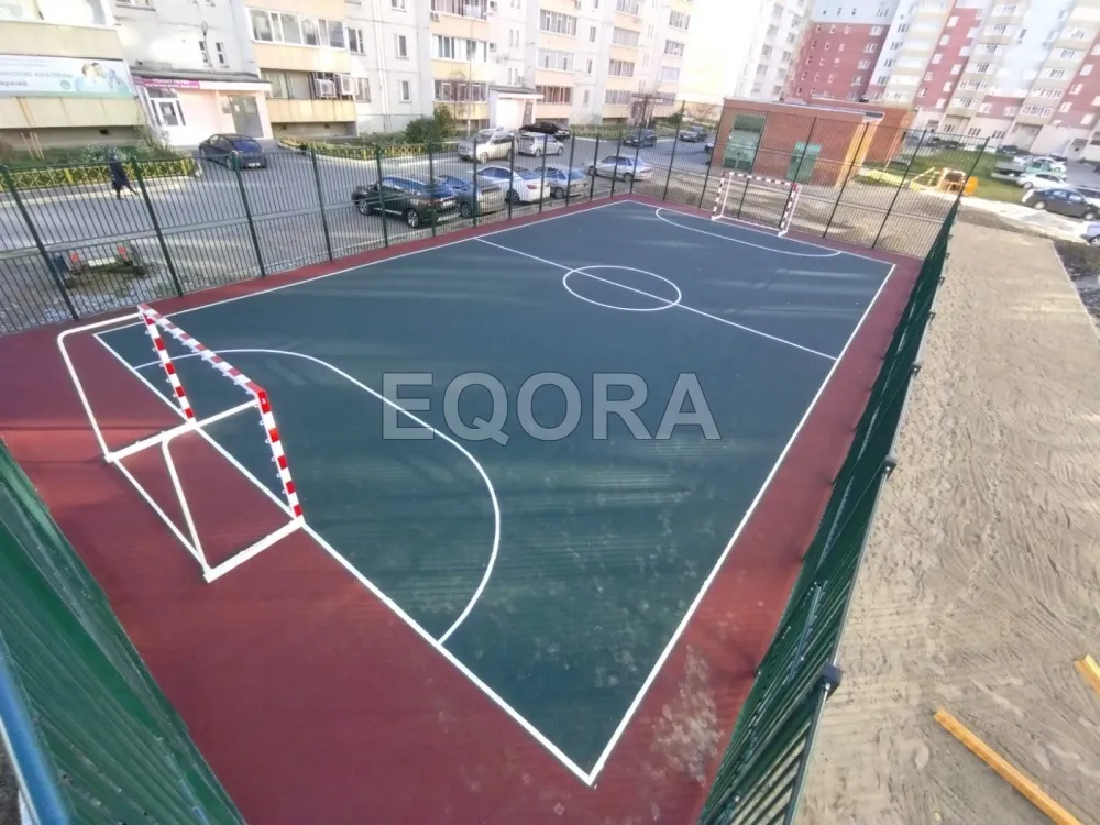 Устойчиво ли резиновое покрытие из крошки к химическим веществам в Первоуральске?