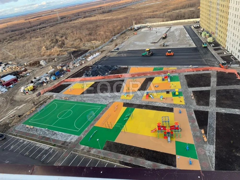 Как влияет влажность на укладку покрытия из резиновой крошки в Первоуральске?